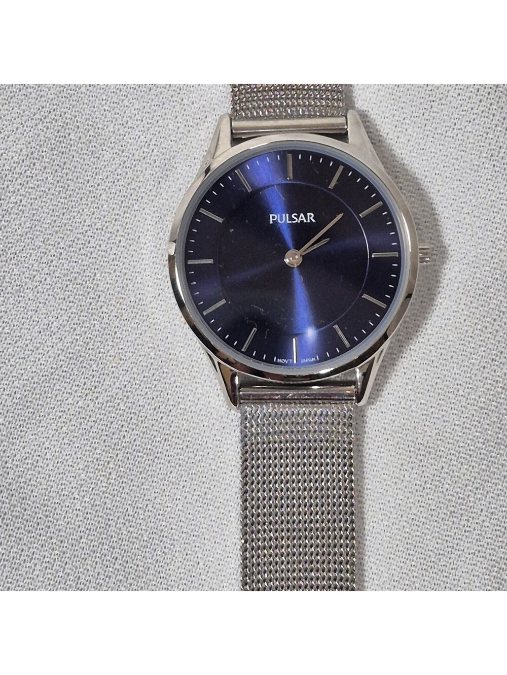 Woman’s Pulsar Watch VX50-X294 ~ Water Resistant Stainless Steel Adjustable Band